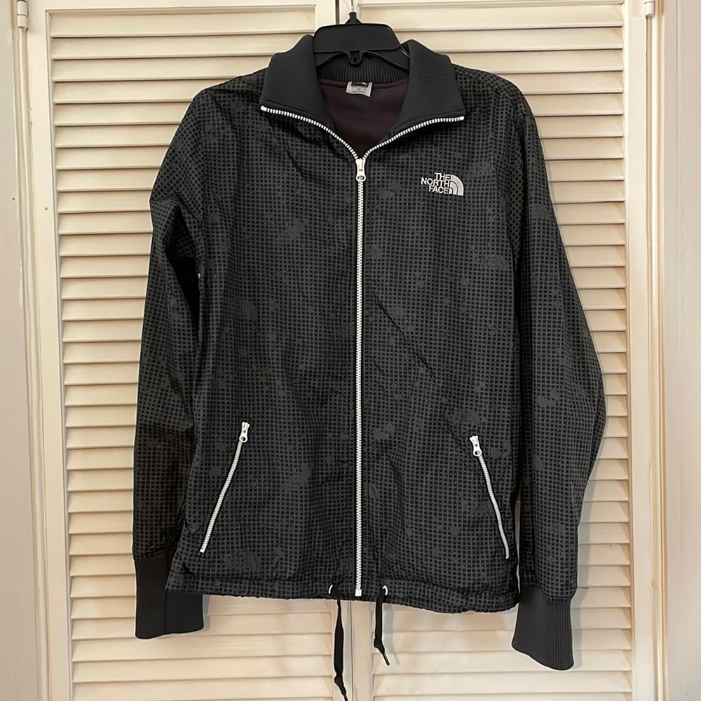 The North Face zip up jacket windbreaker Small